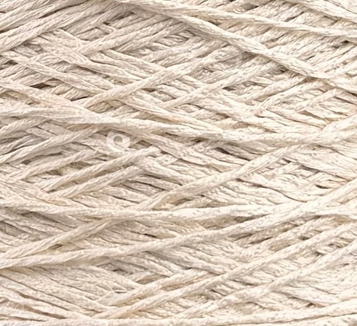 Art. Seta 300 m / 100 g – Fil en pure soie avec paillettes col. Ivoire naturel